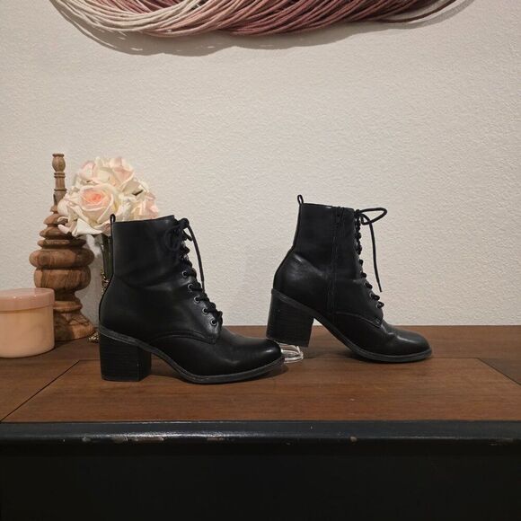 Sonoma Lace-Up Ankle Boots Sz 9 - Picture 4 of 8